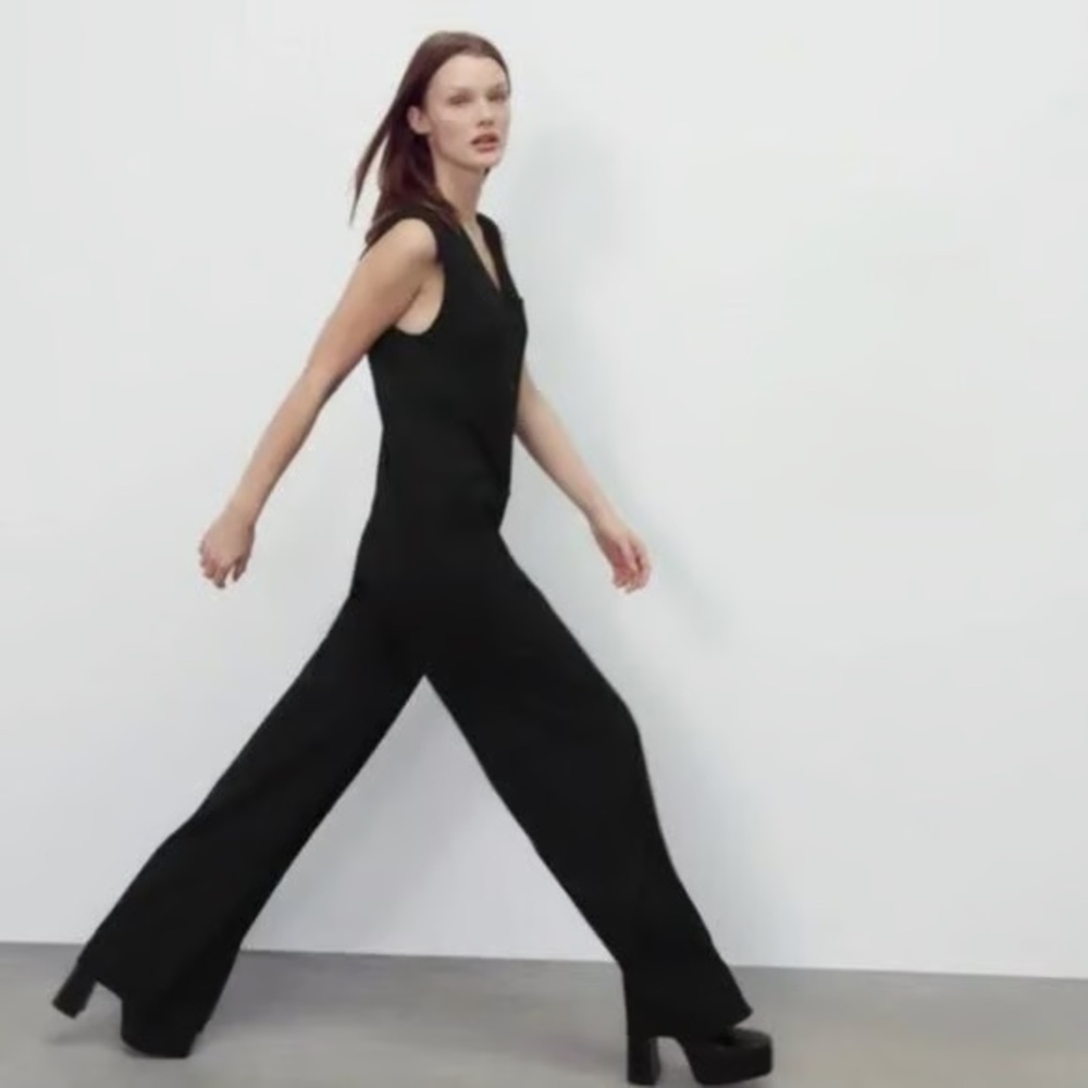 Zara black jumper
